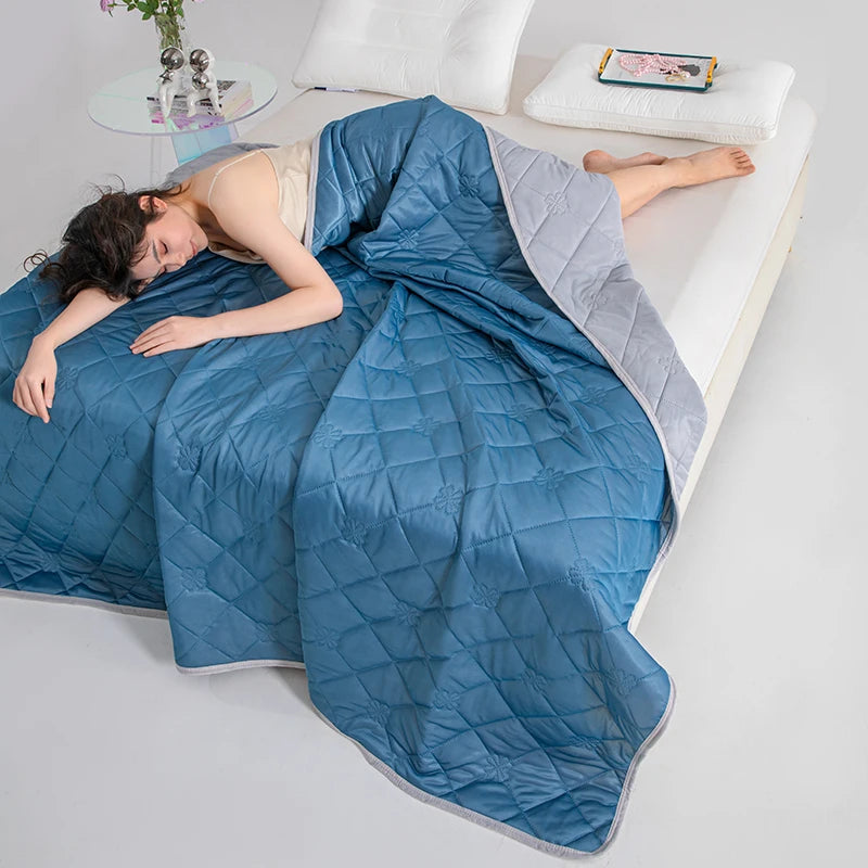 Grade a Cooling Summer Blanket for Bed Soft Breathable King Summer Quilt Queen Air Condition Comforter Lightweight Cool Duvet